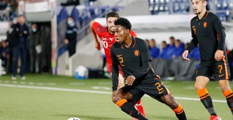 Niet iedereen bij Jong Oranje spreekt Nederlands: 'Ik ben wel een Nederlander'