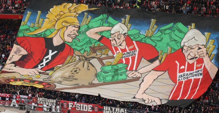 Ten Hag keurt Ajax-spandoek over PSV af: Ik houd niet van beledigende teksten