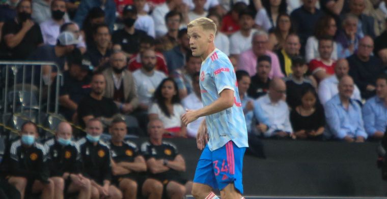 'Van de Beek maakt opvallende move: United-bankzitter weg bij zaakwaarnemer'