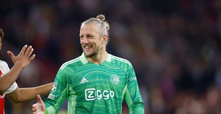 Pasveer zit goed in zijn vel bij Ajax: 'Helemaal in zo'n wedstrijd, dat was top'