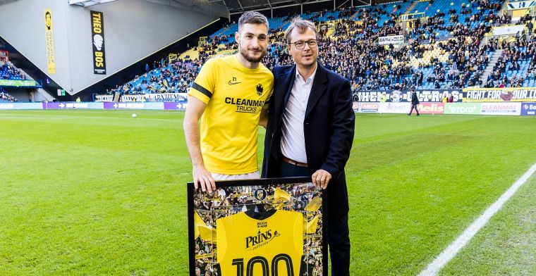 'Rolmodel' Vitesse tekent bij: 'Van grote waarde door zijn ervaring en inzicht'