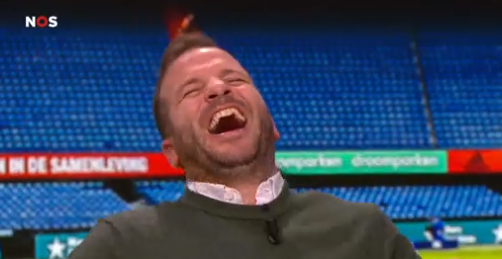 Van der Vaart en Afellay proesten om Feyenoord-uitspraak: 'Heb je aandelen daar?'