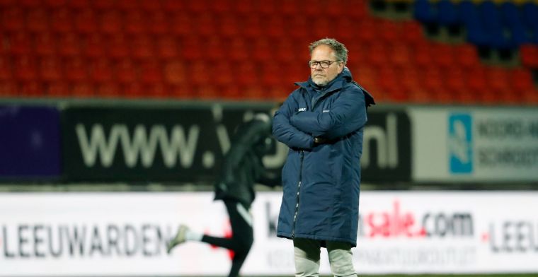 De Jong baalt vreselijk na incident: 'Doe normaal man, je slaat toch geen vrouw?'