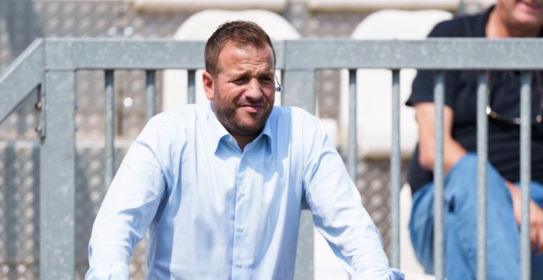 Van der Vaart kraakt Schuurs: 'Deze bal moet voor de verdediger zijn'